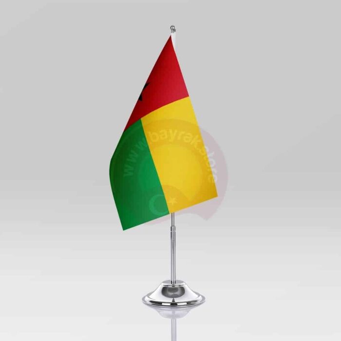 Gine-Bissau Masa Bayrağı - Görsel 1