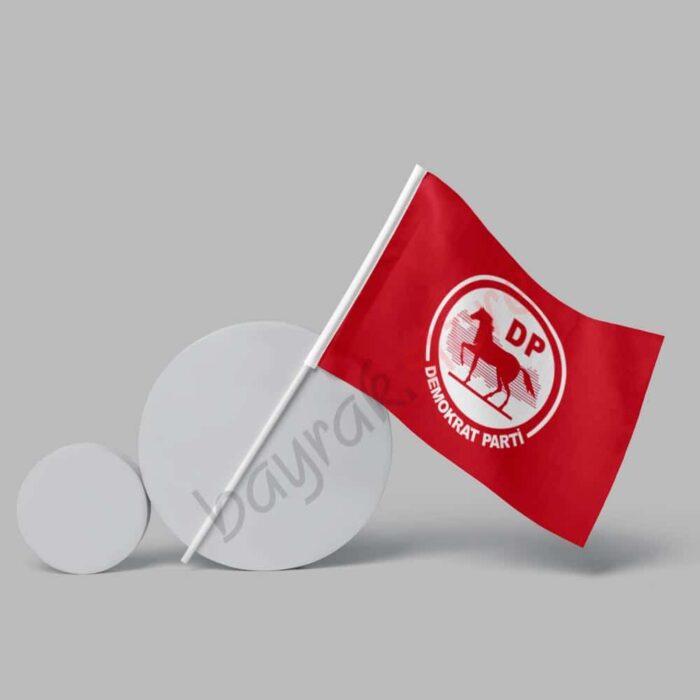 Demokrat Parti Kırmızı Zemin 50×75 cm Raşel Sopalı Bayrak - Görsel 1